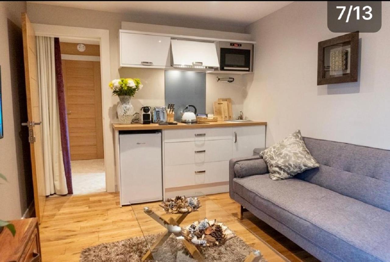 Garthill Lodge & Studio Falkirk Esterno foto